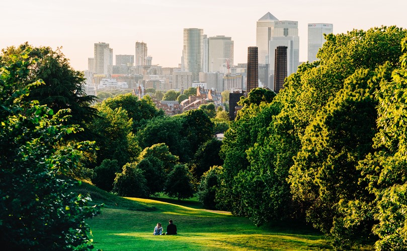 View of the buildings at Canary Wharf from Greenwich Park in London